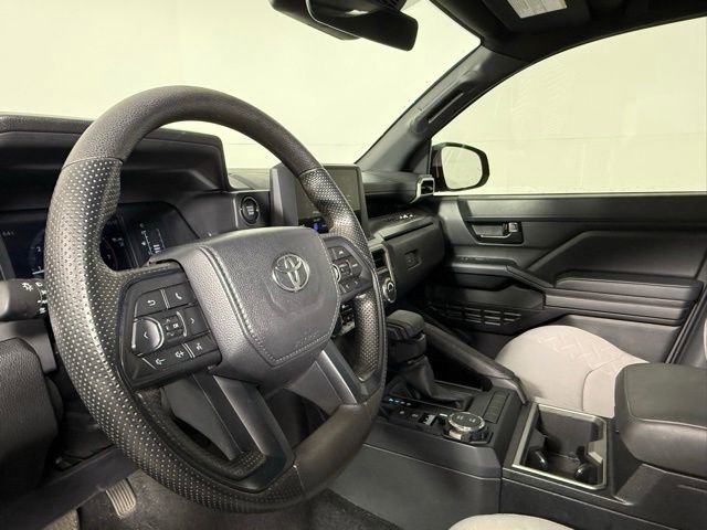 Used 2024 Toyota Tacoma SR5 AWD/4WD image 49