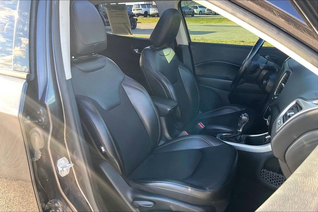 Used 2020 Jeep Compass Latitude image 7