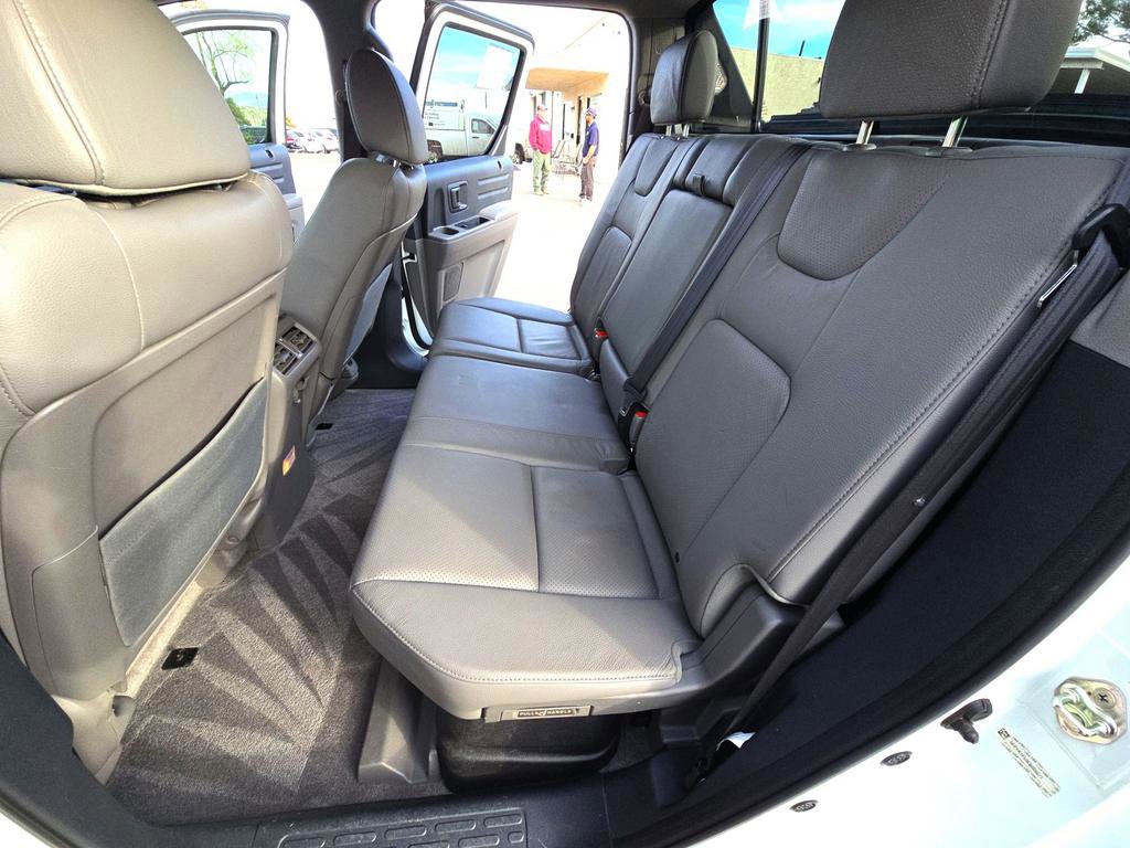 Used 2014 Honda Ridgeline RTL image 10
