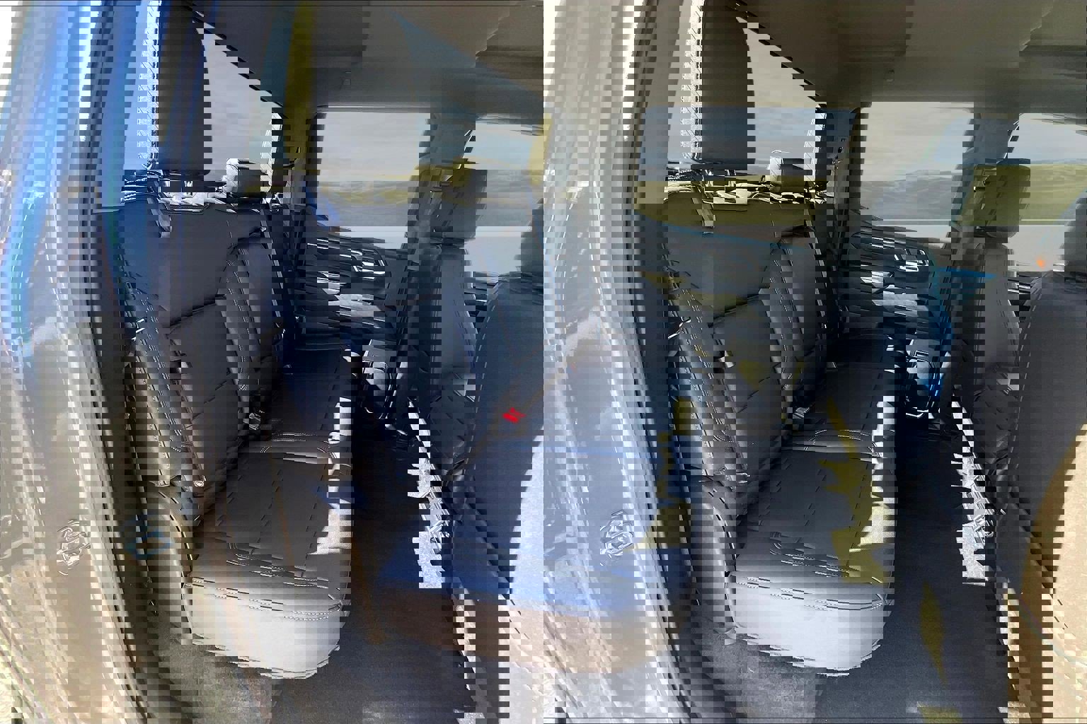 Used 2024 GMC Sierra 1500 SLT image 17