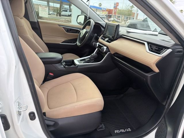 Certified 2021 Toyota RAV4 LE FWD image 25