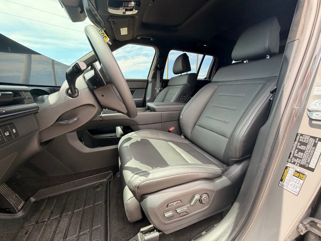 Used 2025 Hyundai Santa Fe Calligraphy image 8