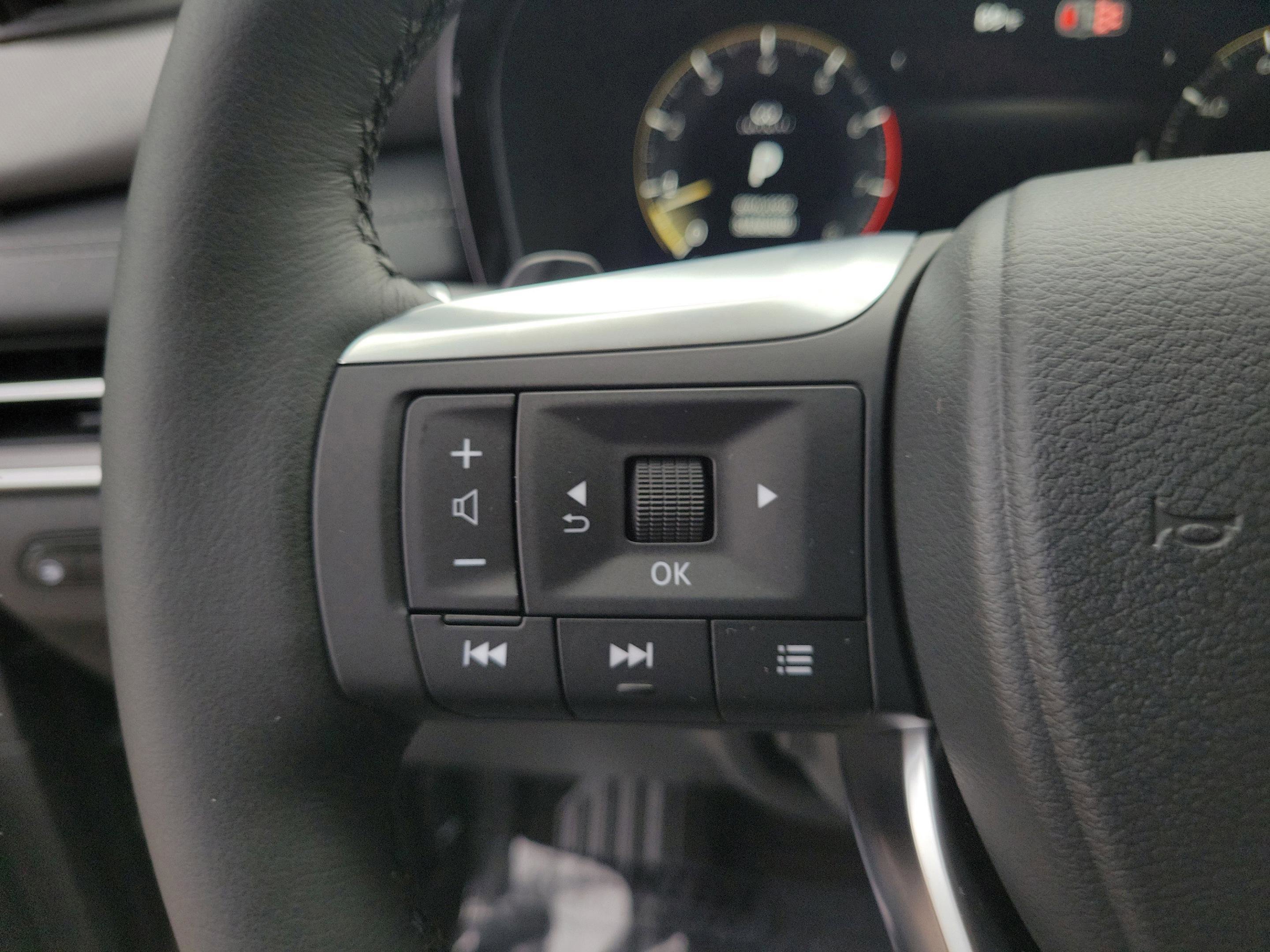 Certified 2026 INFINITI QX60 Luxe w/ Cargo Package image 22