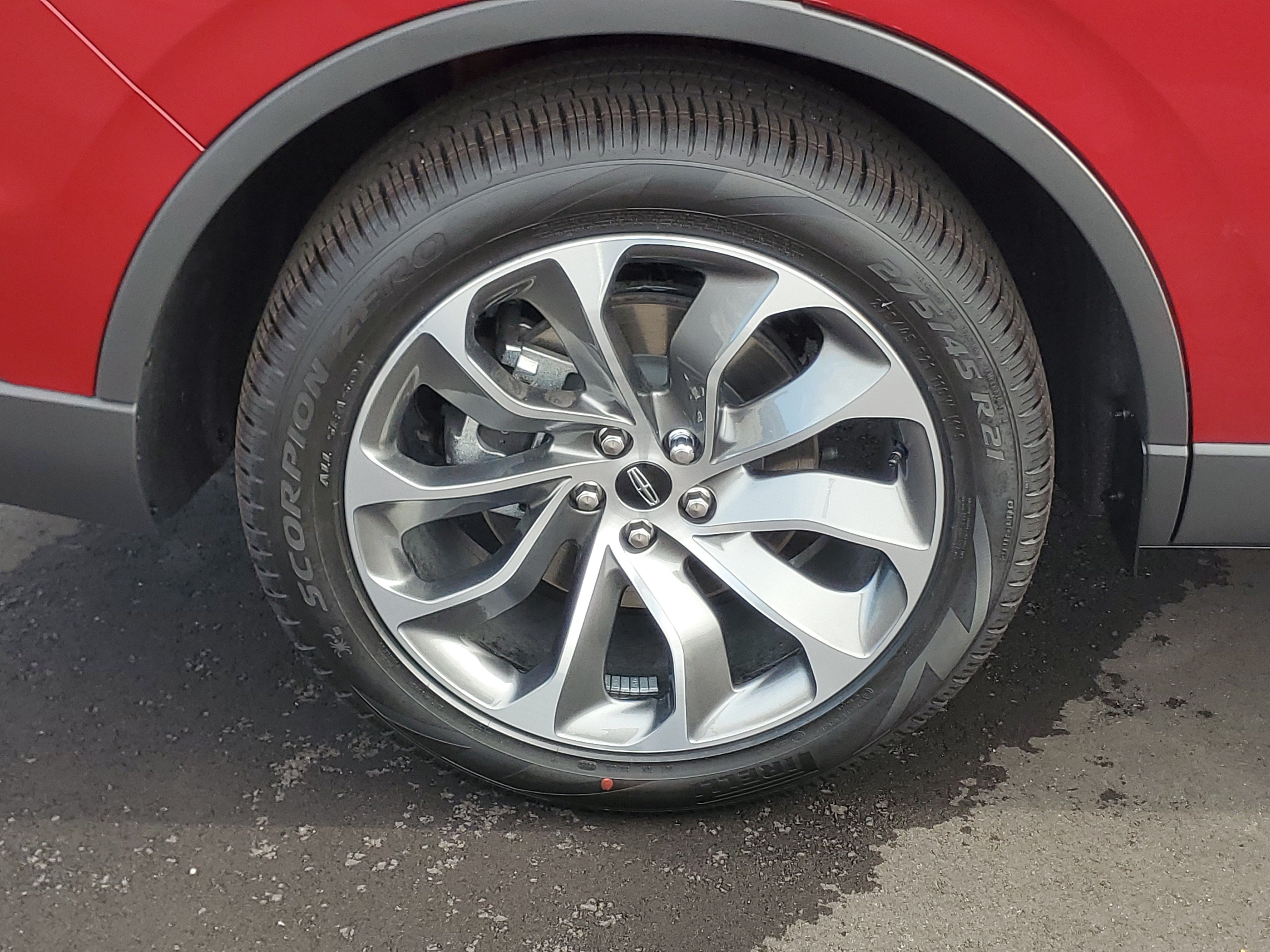 New 2027 Lincoln Aviator AWD image 5