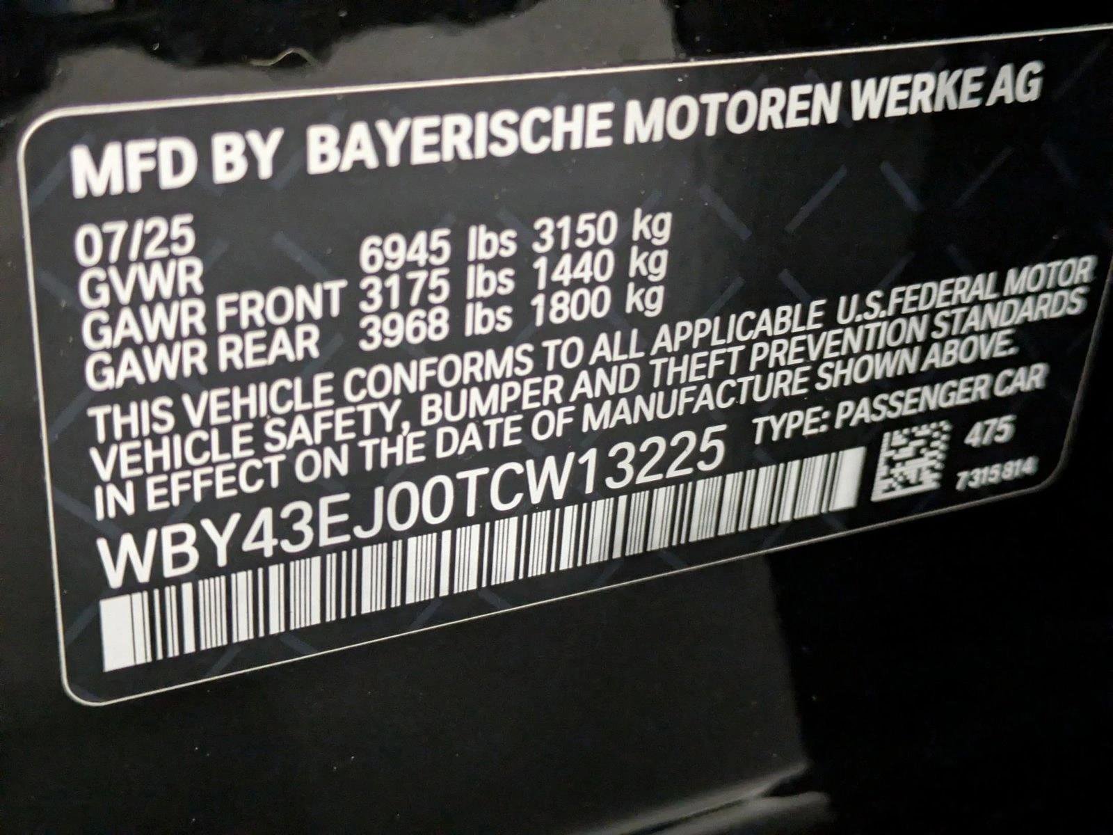 Used 2026 BMW i7 xDrive60 w/ M Sport Package RWD image 26