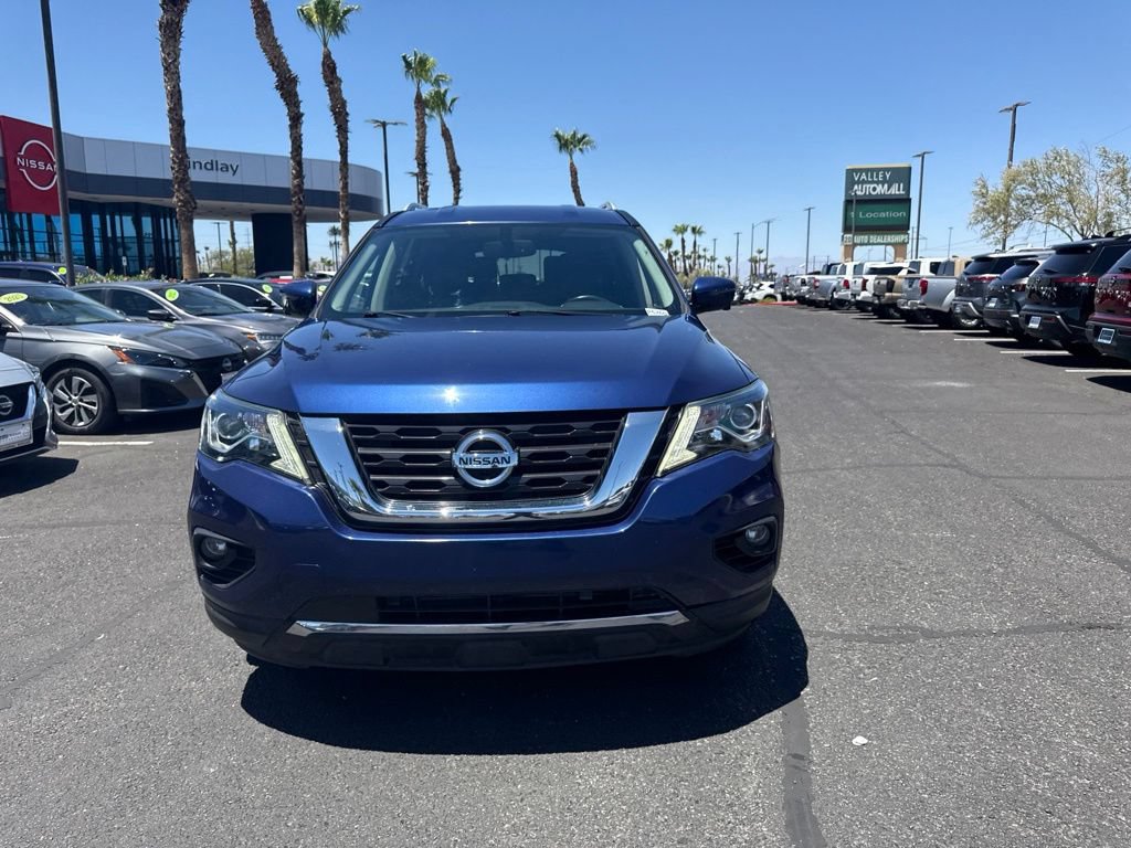Used 2019 Nissan Pathfinder SL FWD image 2