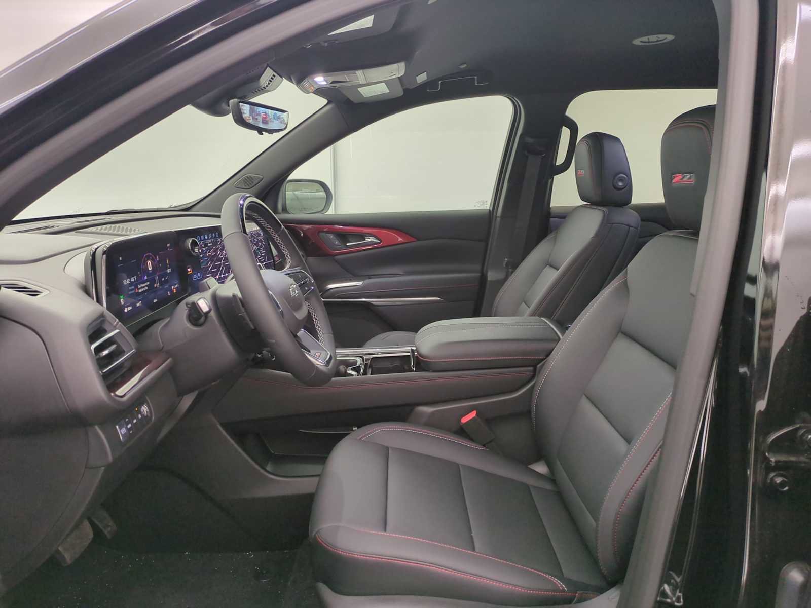 New 2026 Chevrolet Traverse Z71 w/ Enhanced Driving Package image 14
