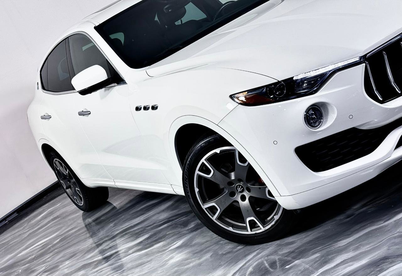 Used 2020 Maserati Levante AWD/4WD image 4