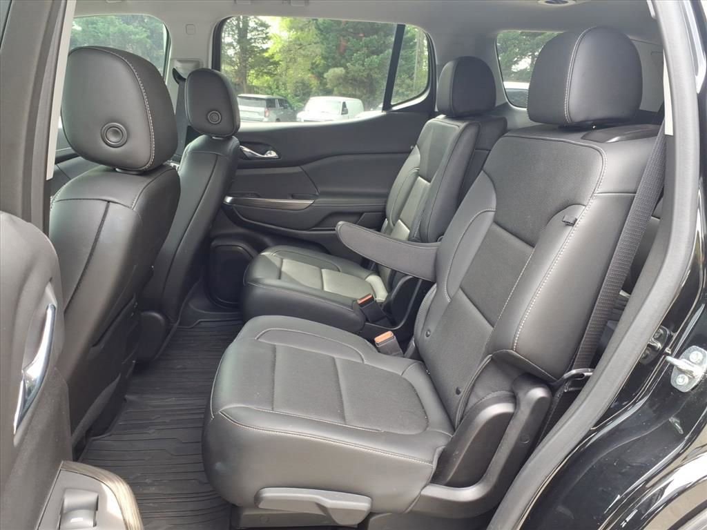 Used 2023 GMC Acadia SLT w/ Elevation Edition image 28