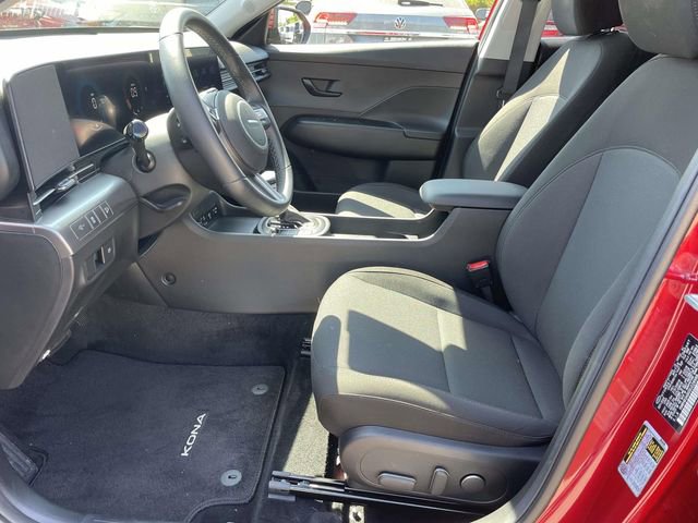 Certified 2025 Hyundai Kona SEL FWD image 13