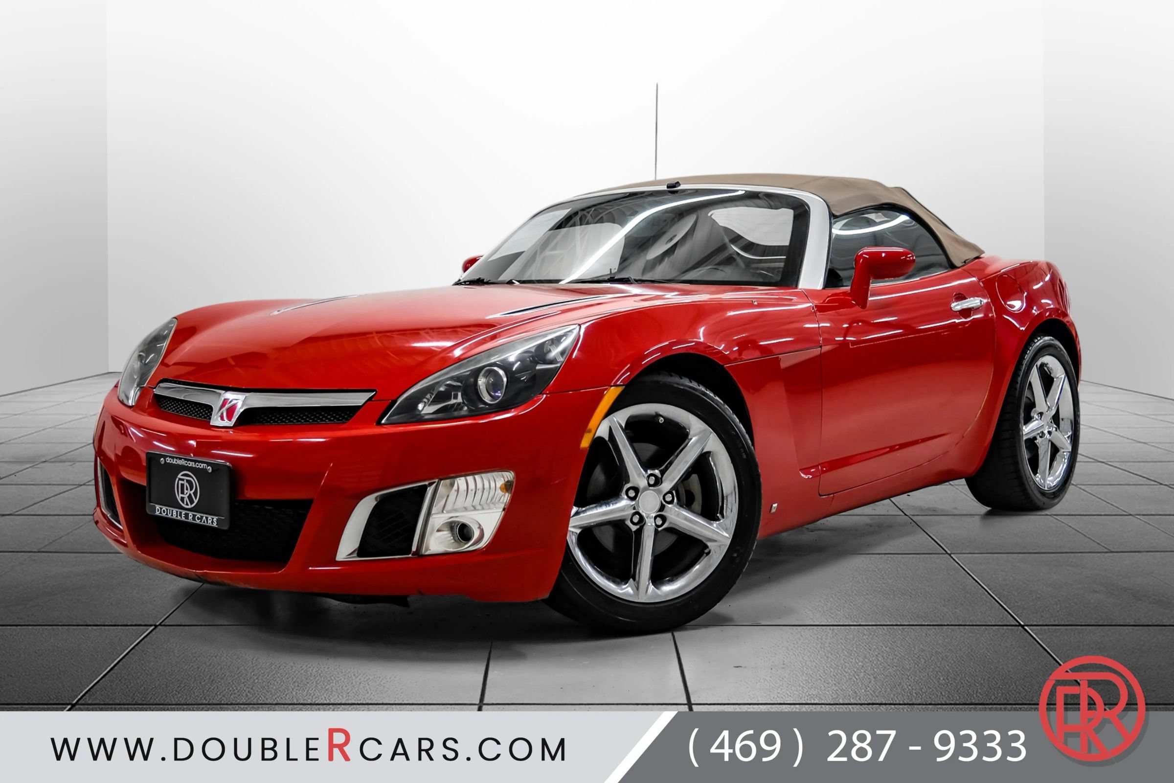 Used 2009 Saturn Sky Red Line RWD image 2
