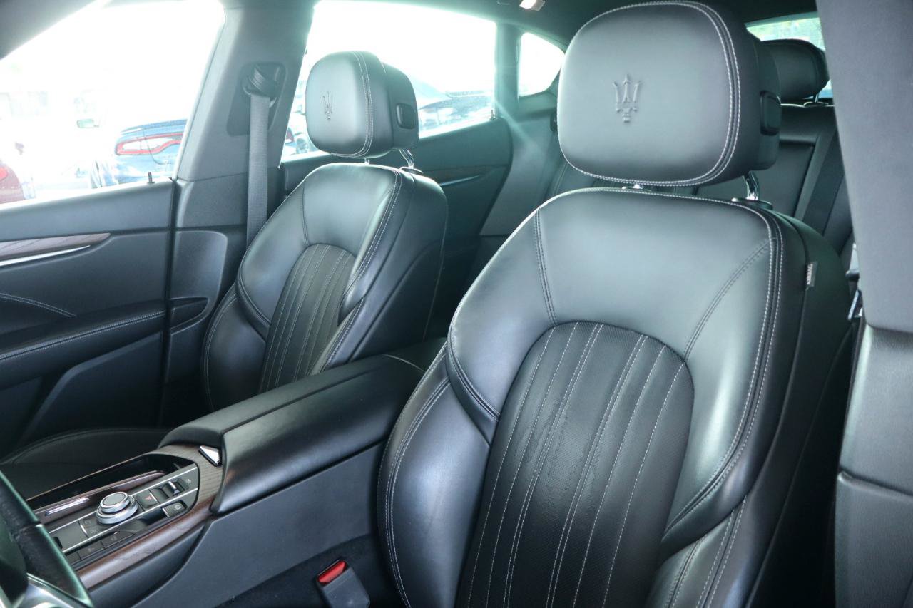 Used 2018 Maserati Levante GranLusso AWD/4WD image 14