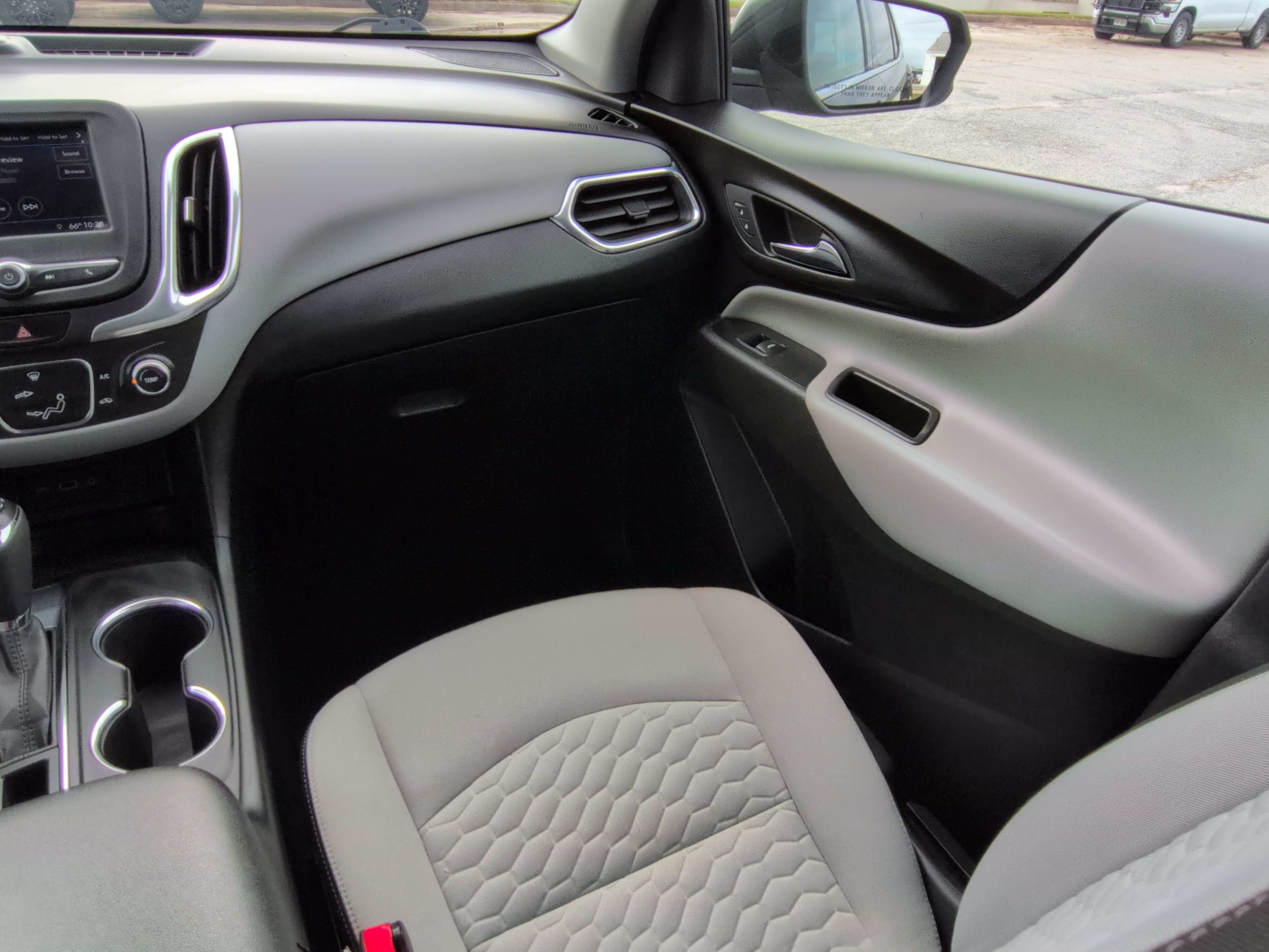 Used 2019 Chevrolet Equinox LT FWD image 15
