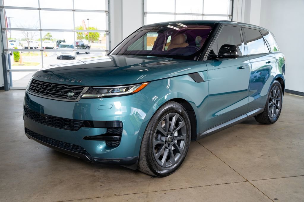 Used 2023 Land Rover Range Rover Sport SE AWD/4WD image 11
