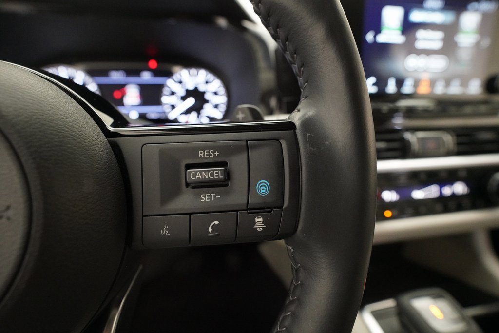 Certified 2024 Nissan Pathfinder SL image 19