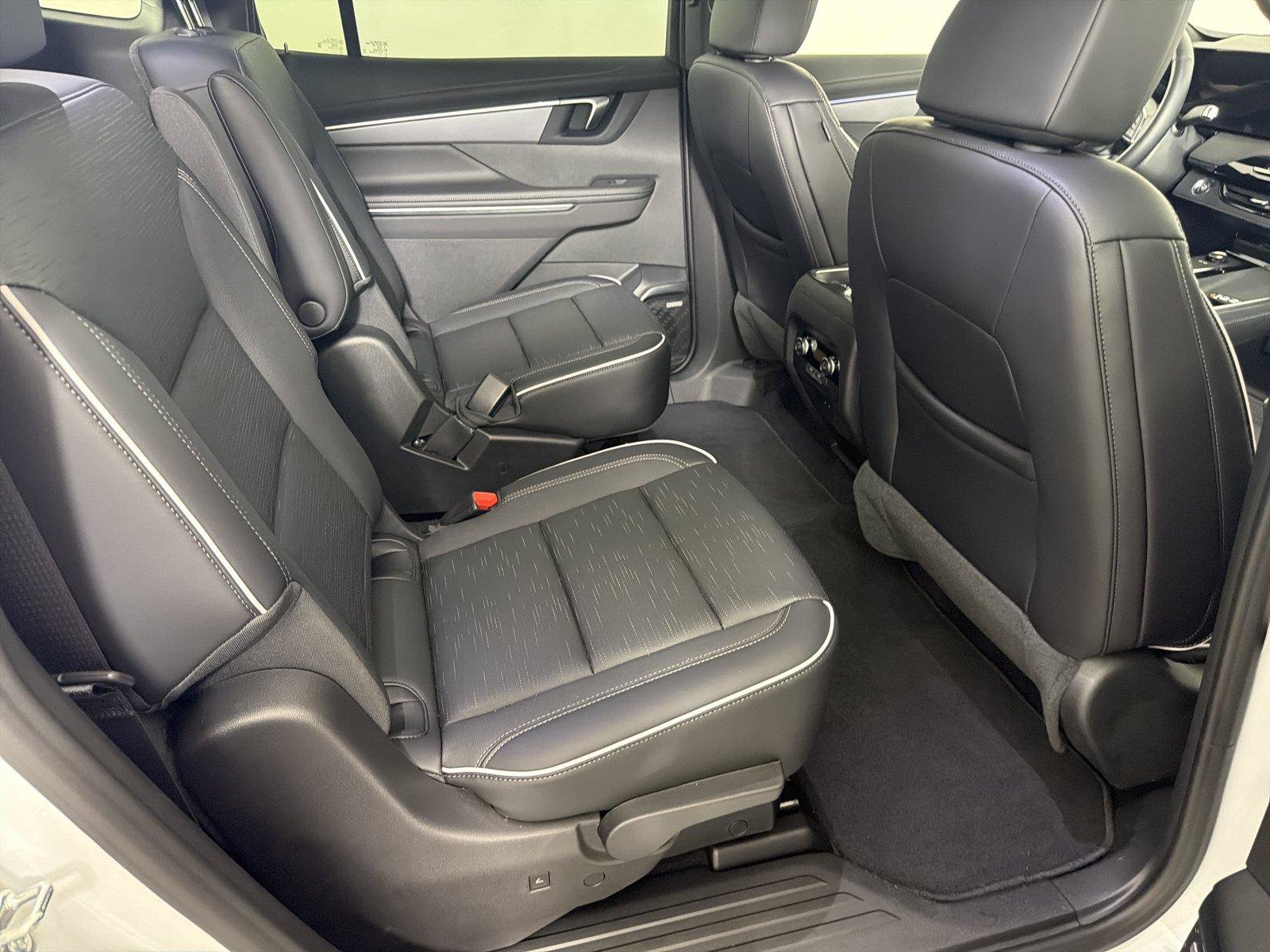 New 2026 Buick Enclave Sport Touring w/ Power Package FWD image 14