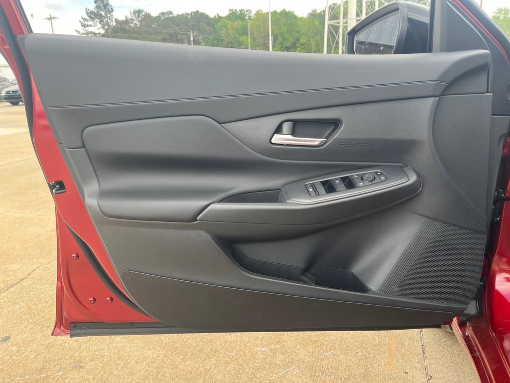 New 2026 Nissan Sentra SV w/ SV Convenience Package FWD image 11