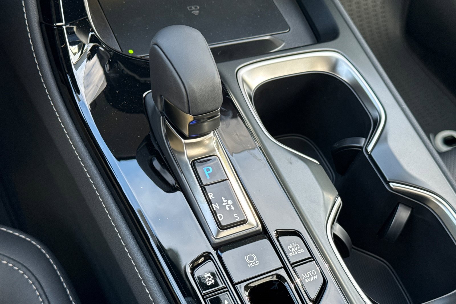 New 2026 Lexus NX 450h+ AWD w/ Luxury Package image 18