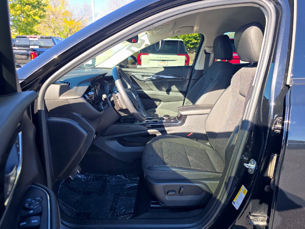 Certified 2022 Buick Envision Preferred FWD image 19