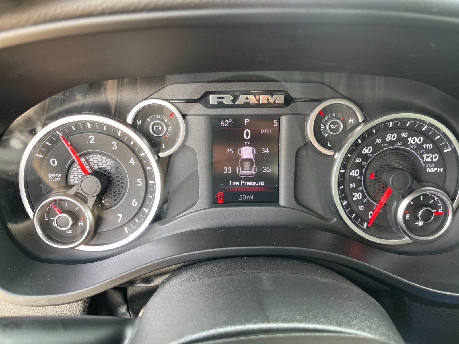 New 2025 RAM 1500 Big Horn AWD/4WD image 27