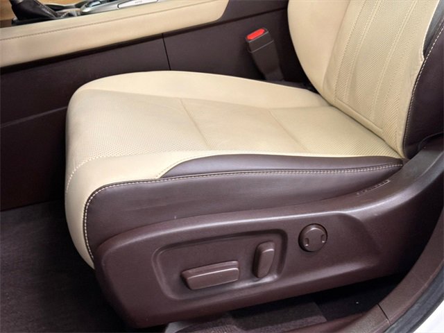 Used 2019 Lexus RX 350L AWD image 17