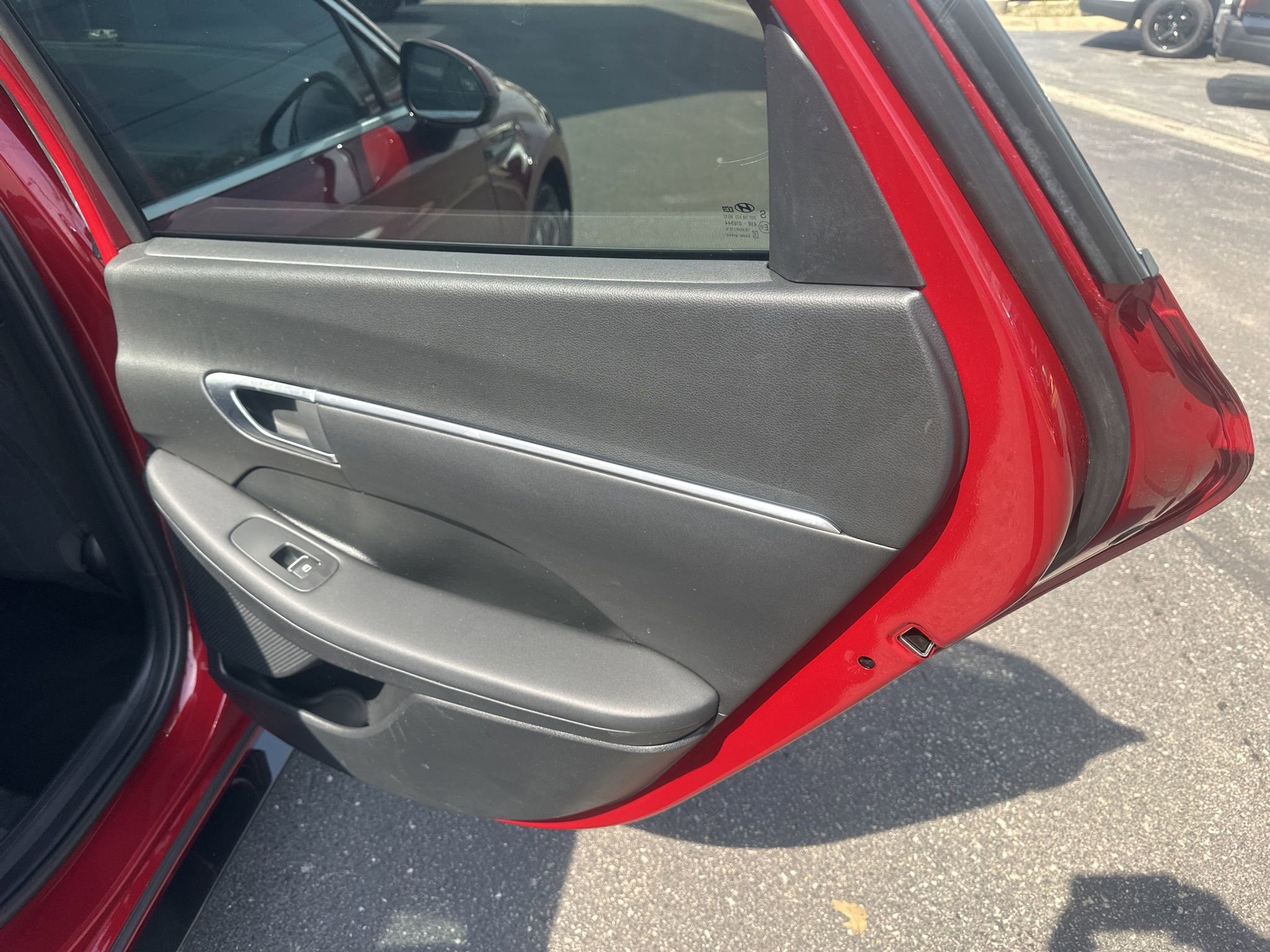 Used 2025 Hyundai Sonata SEL FWD image 12