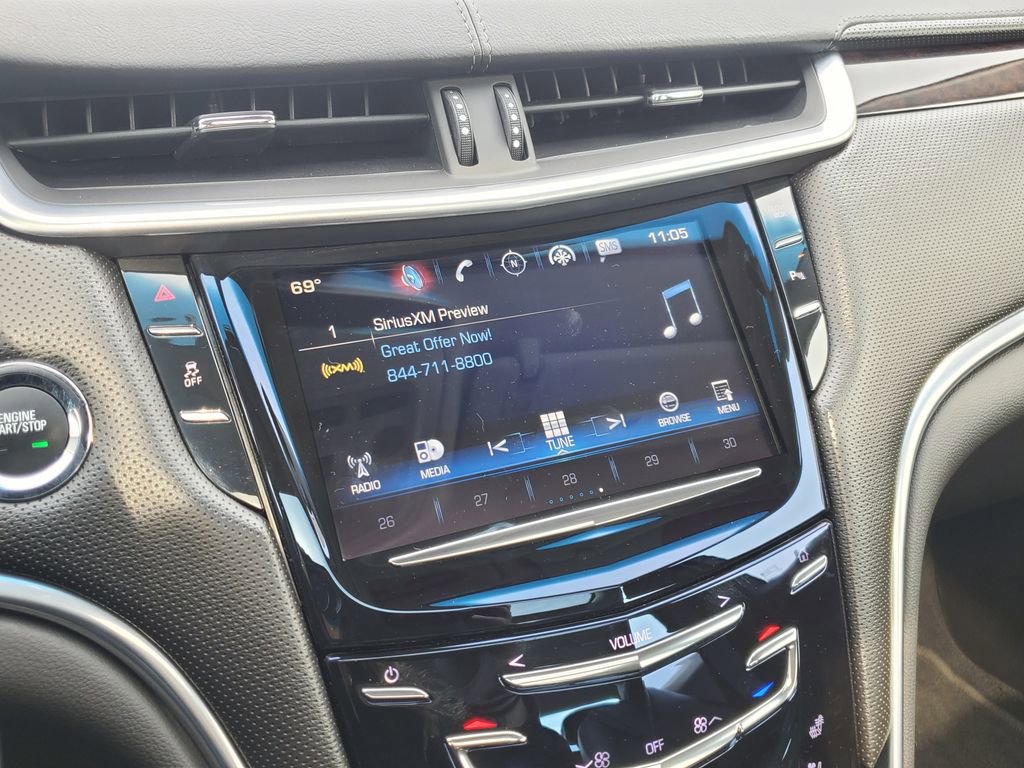 Used 2016 Cadillac XTS Luxury image 24