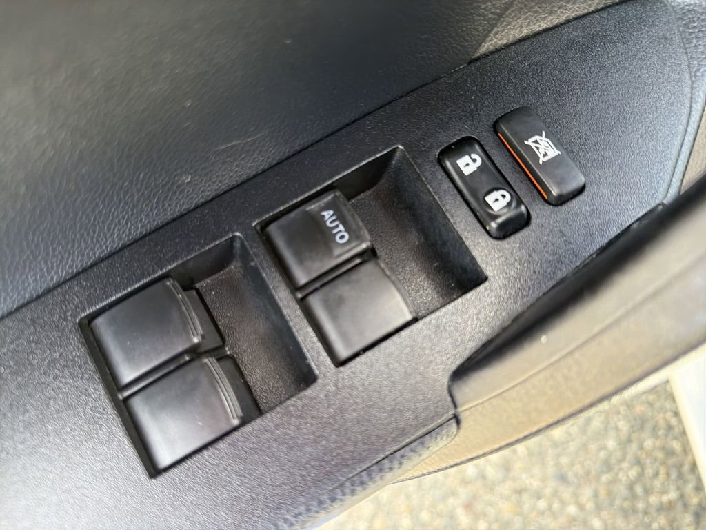 Used 2016 Toyota Corolla S FWD image 15