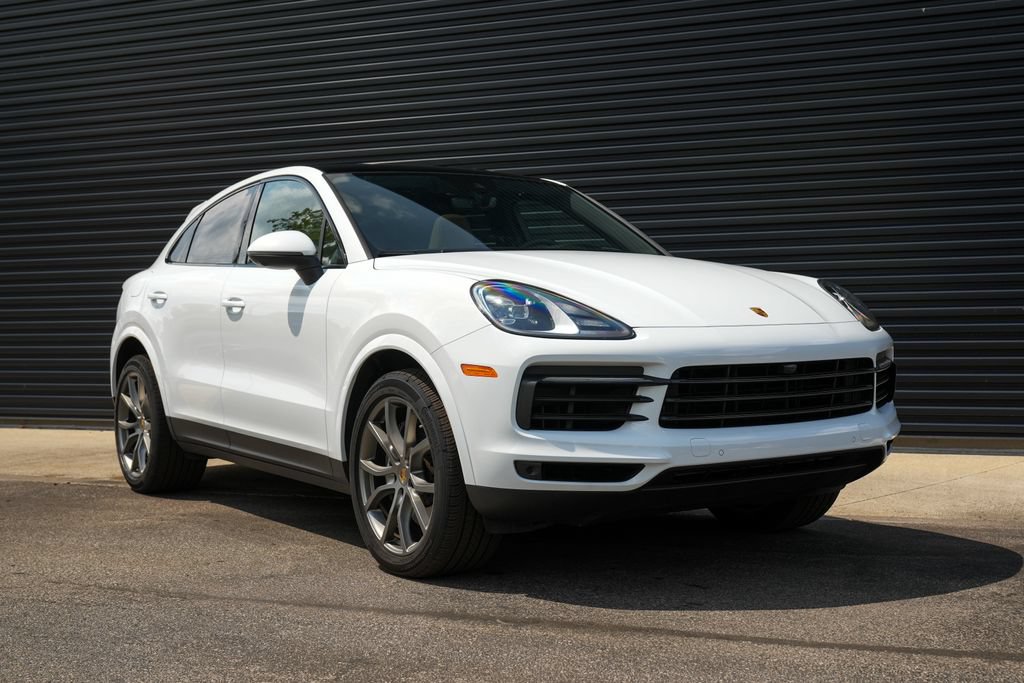 Certified 2022 Porsche Cayenne Coupe AWD/4WD image 39