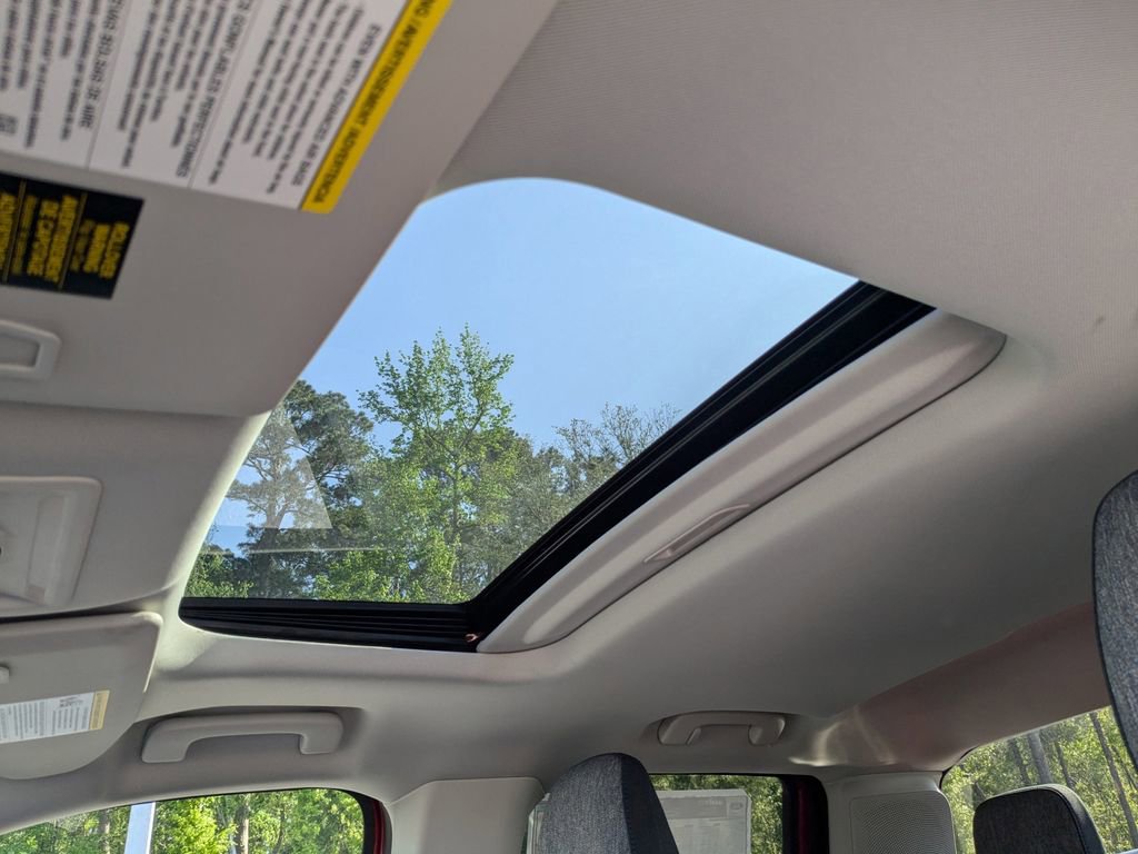 New 2025 Ford Maverick XLT w/ XLT Luxury Package image 17