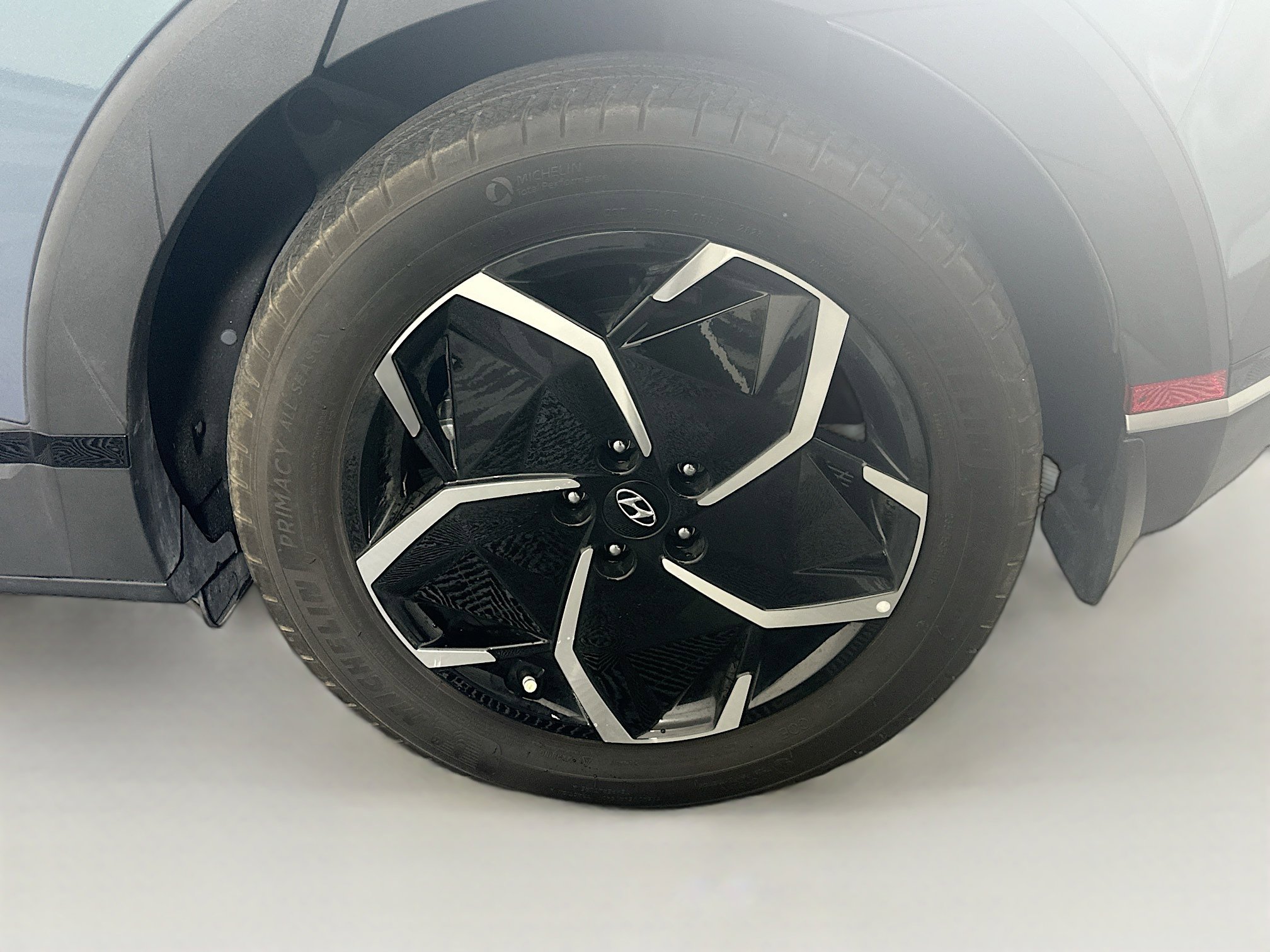 Used 2024 Hyundai Ioniq 5 SEL RWD image 11
