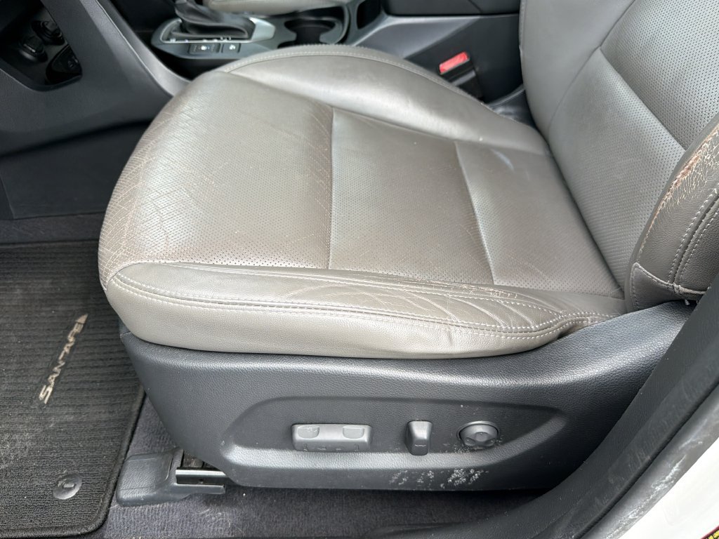 Used 2017 Hyundai Santa Fe FWD image 26