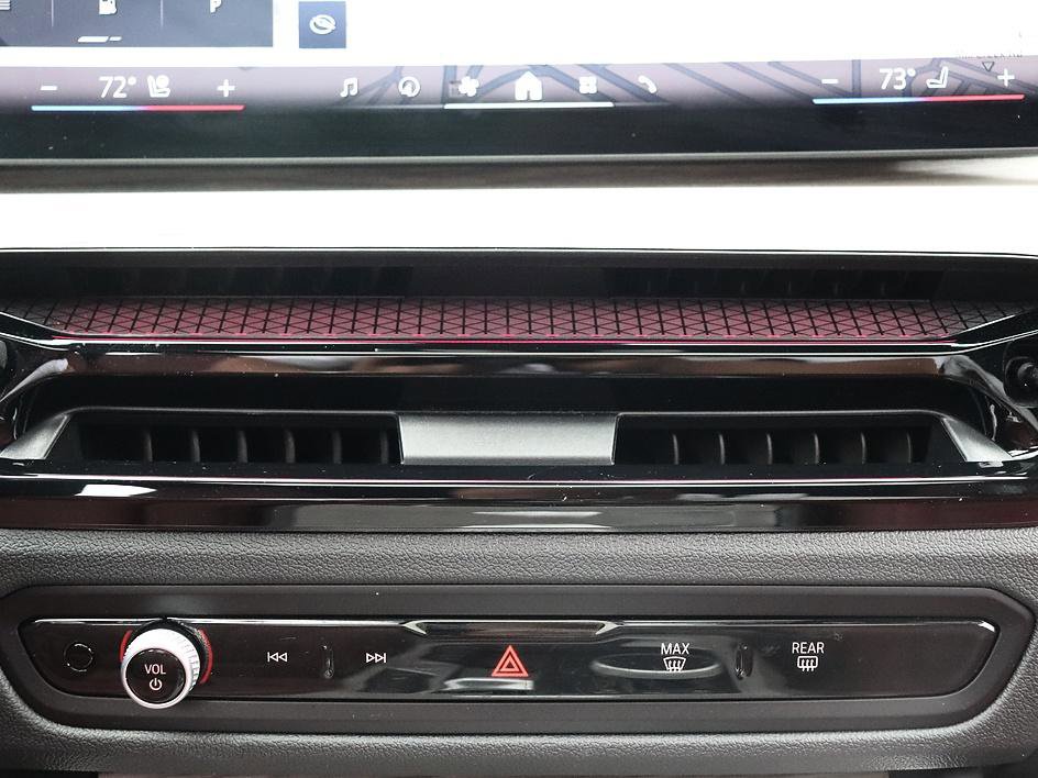 Used 2025 BMW 430i w/ Premium Package image 29