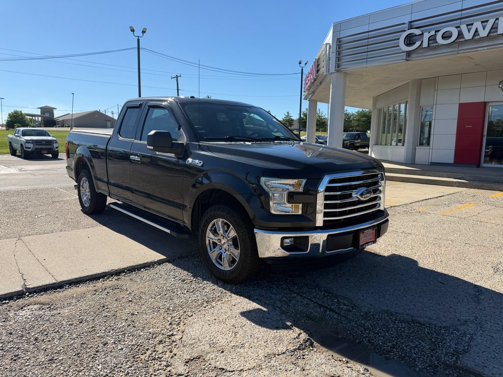 Used 2015 Ford F150 XLT w/ Equipment Group 301A Mid RWD image 3