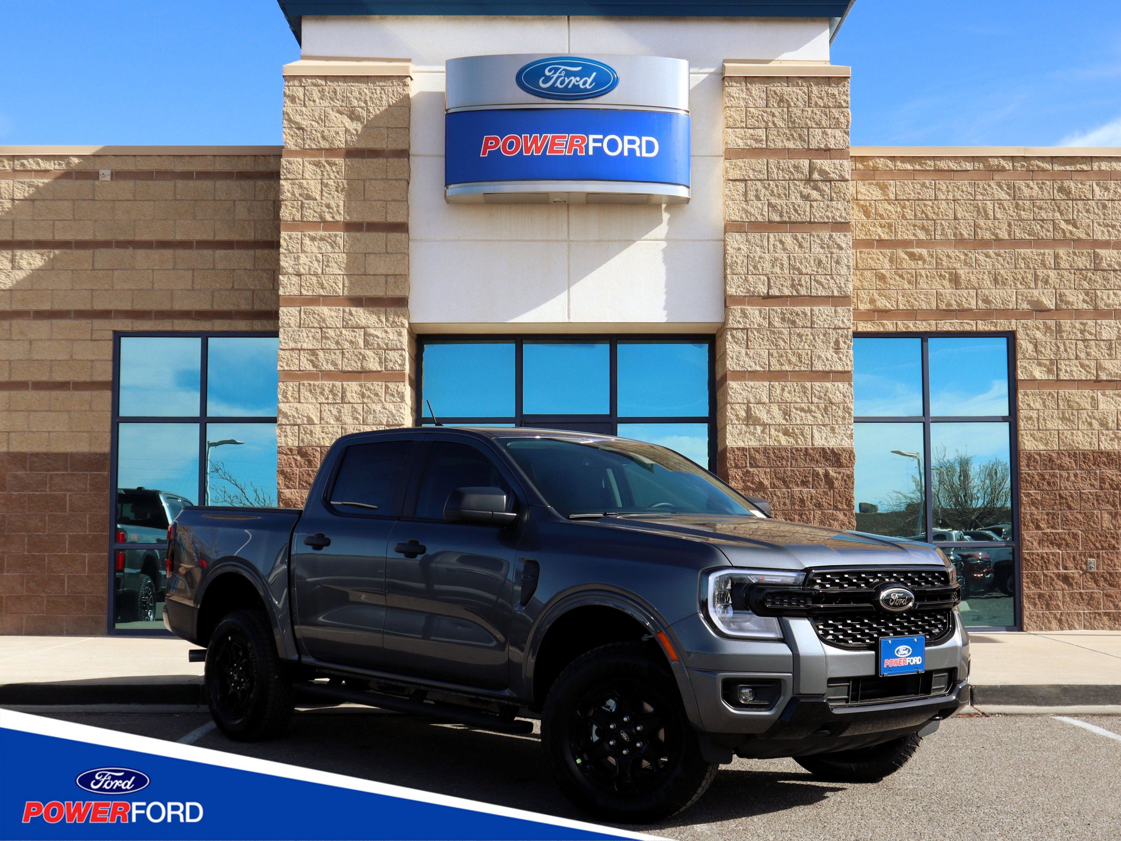 New 2025 Ford Ranger XLT w/ FX4 Off-Road Package