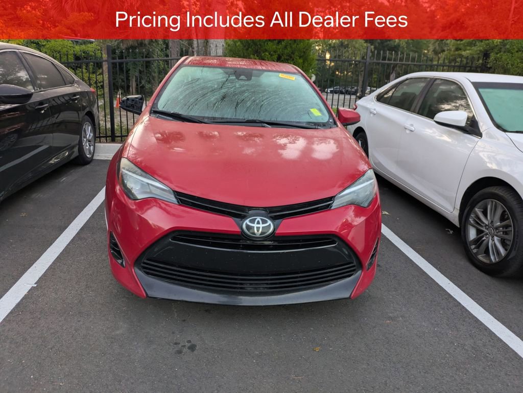 Used 2018 Toyota Corolla LE FWD image 2