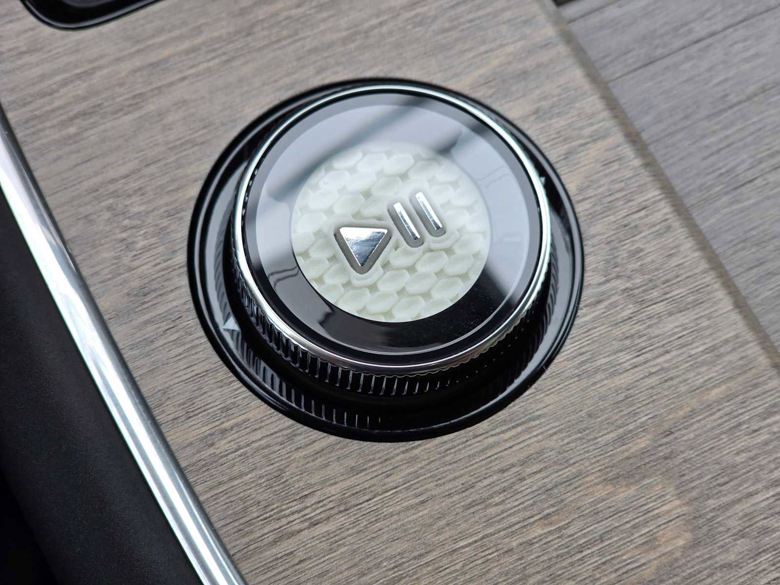 New 2026 Volvo EX90 Ultra image 32