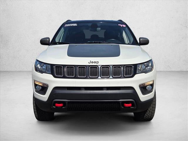 Used 2019 Jeep Compass Trailhawk video 2