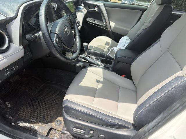Used 2018 Toyota RAV4 Limited w/ Advanced Technology Package AWD/4WD image 10