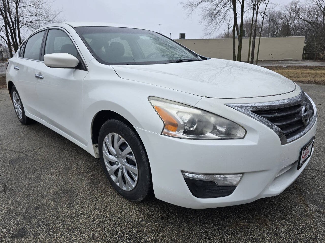 Used 2015 Nissan Altima 2.5 S w/ Power Driver Seat Package FWD image 3