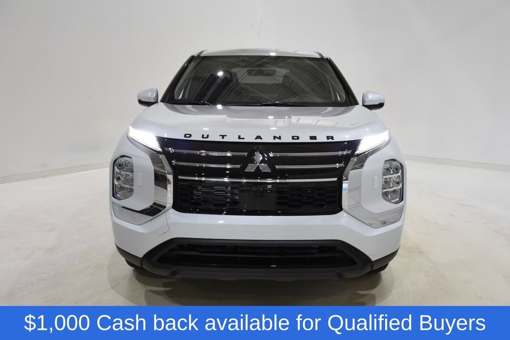New 2026 Mitsubishi Outlander ES AWD/4WD image 2