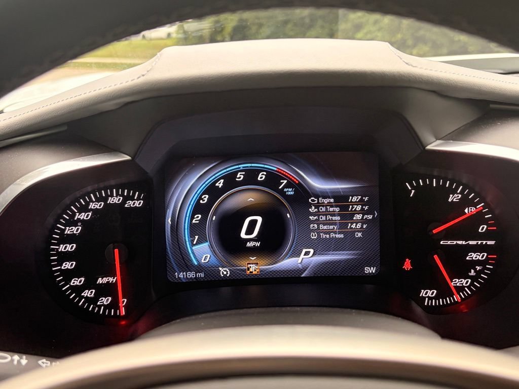 Used 2018 Chevrolet Corvette Grand Sport RWD image 5