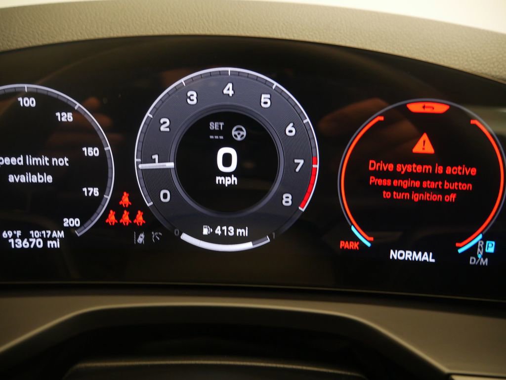 Certified 2025 Porsche Panamera 4 image 41