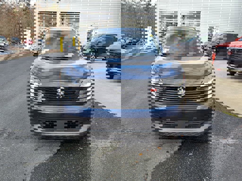 New 2025 Nissan Kicks SR w/ Illumination Package image 2