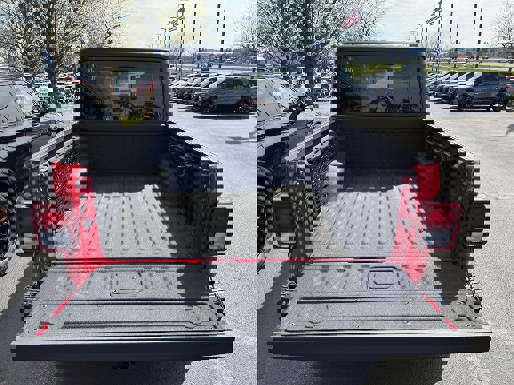 Used 2023 Jeep Gladiator Rubicon w/ Trailer Tow Package image 6