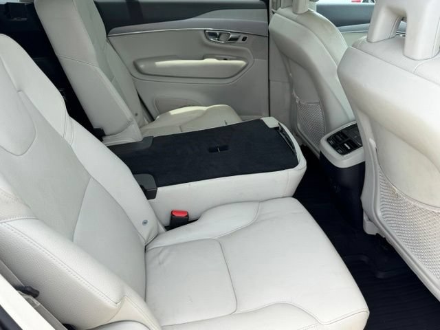 Used 2021 Volvo XC90 T5 Momentum FWD image 14