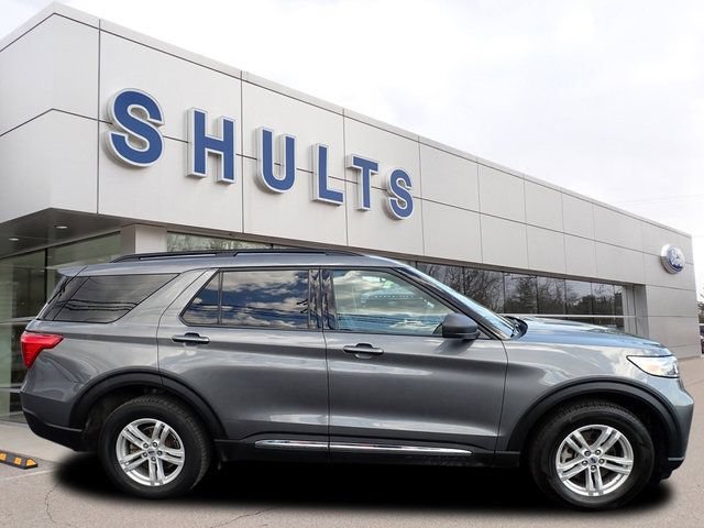Used 2023 Ford Explorer XLT w/ Equipment Group 202A AWD/4WD image 5
