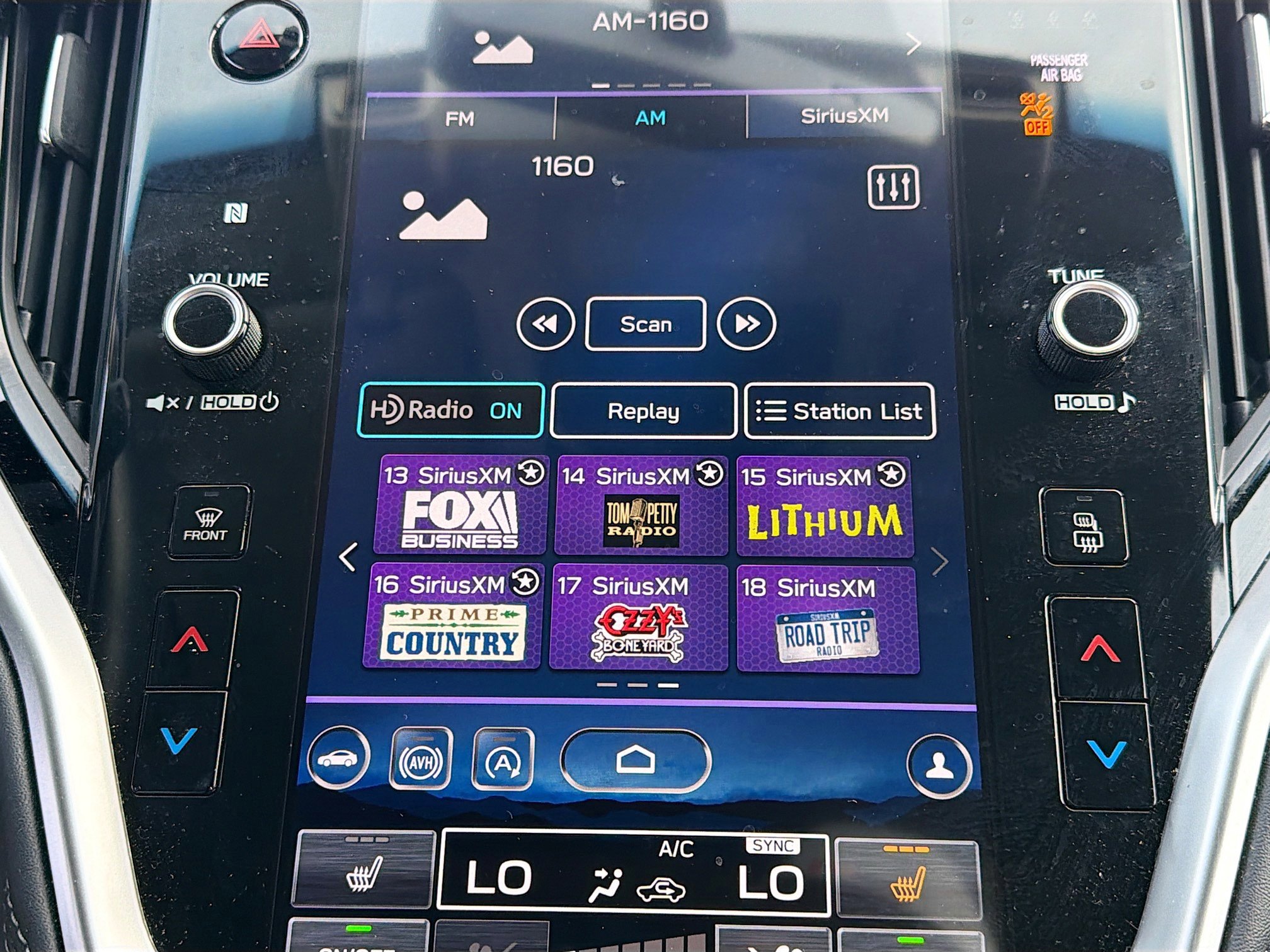 Used 2022 Subaru Outback Limited XT image 31