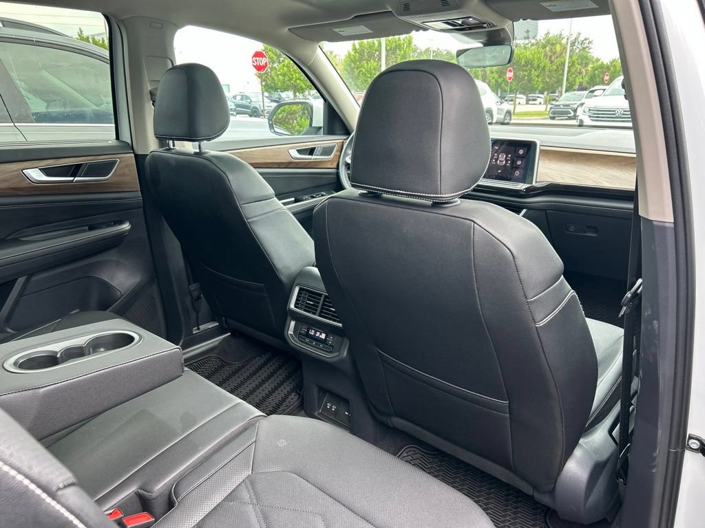 Certified 2026 Volkswagen Atlas SE w/ Panoramic Sunroof Package FWD image 47