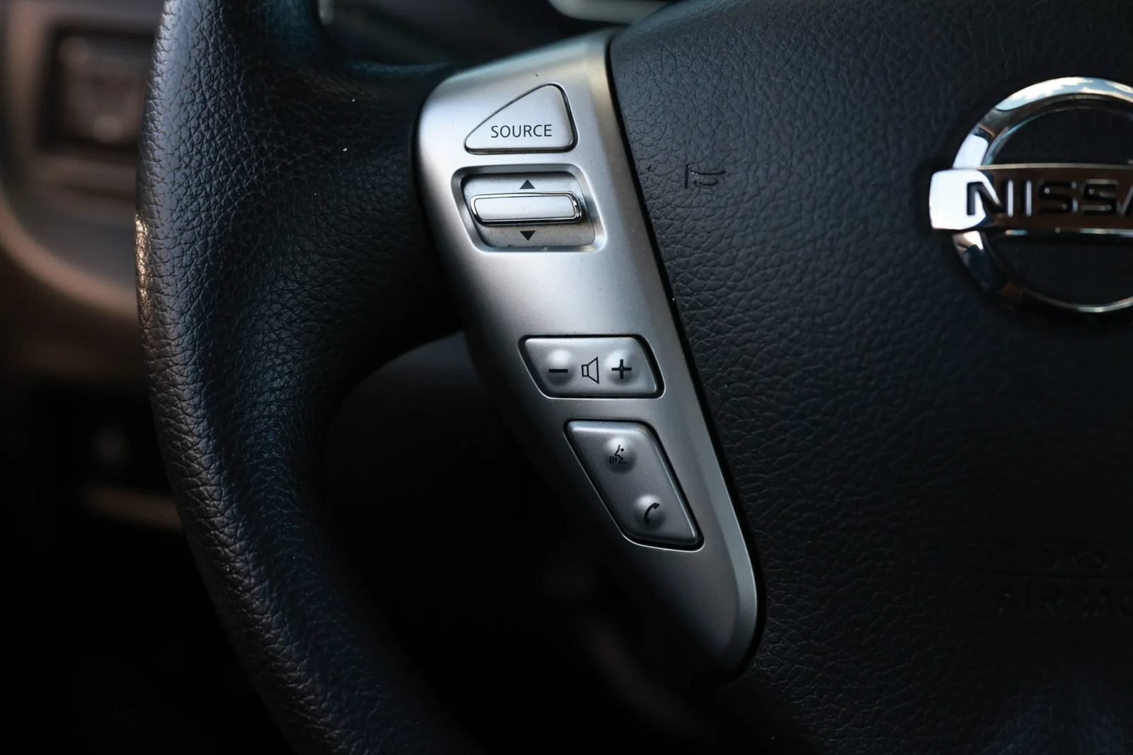 Used 2019 Nissan Versa SV FWD image 27
